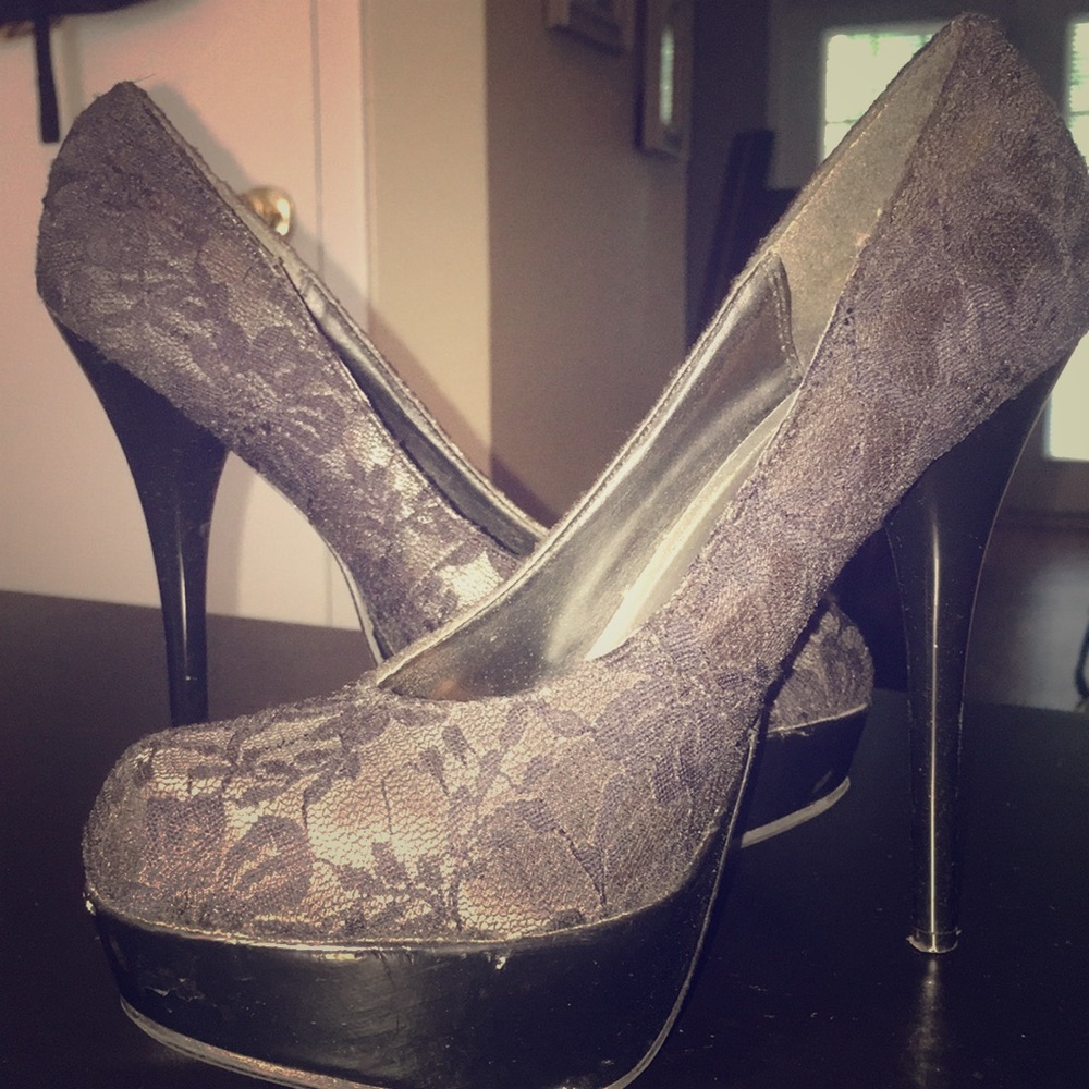 Black lace Stilettos
